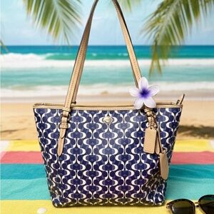 ☀️Coach Peyton Dream C Zip Top Tote Bag Signature Canvas 🌴